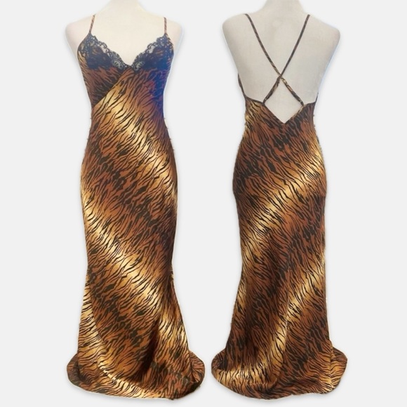 🌺SOLD🌺 Victoria’s Secret Silky Satin Tiger Print Vintage Maxi Gown Slip Dress - Picture 6 of 10
